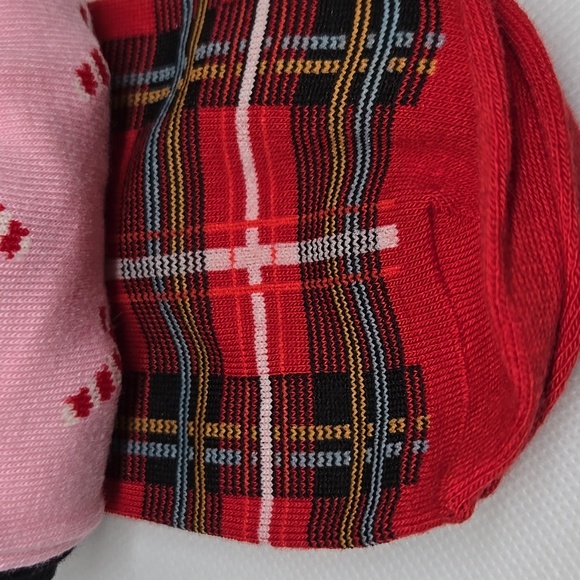 NWT Women's Old Navy 6 Pair Assorted Holiday Ankle Socks One Size - Picture 8 of 9